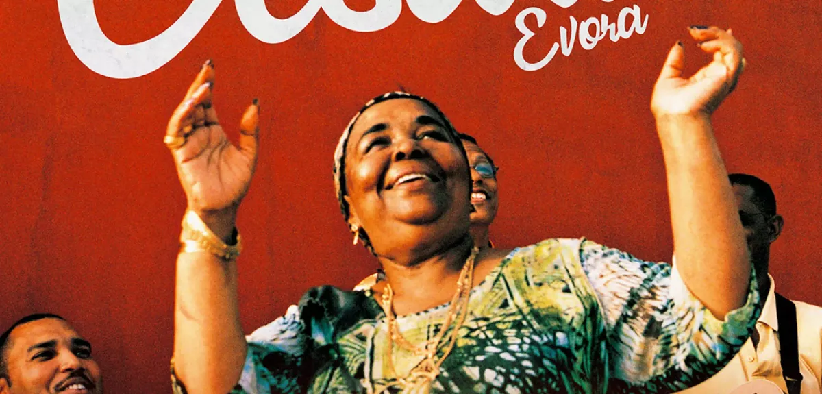 Listen: Cesáira Évora