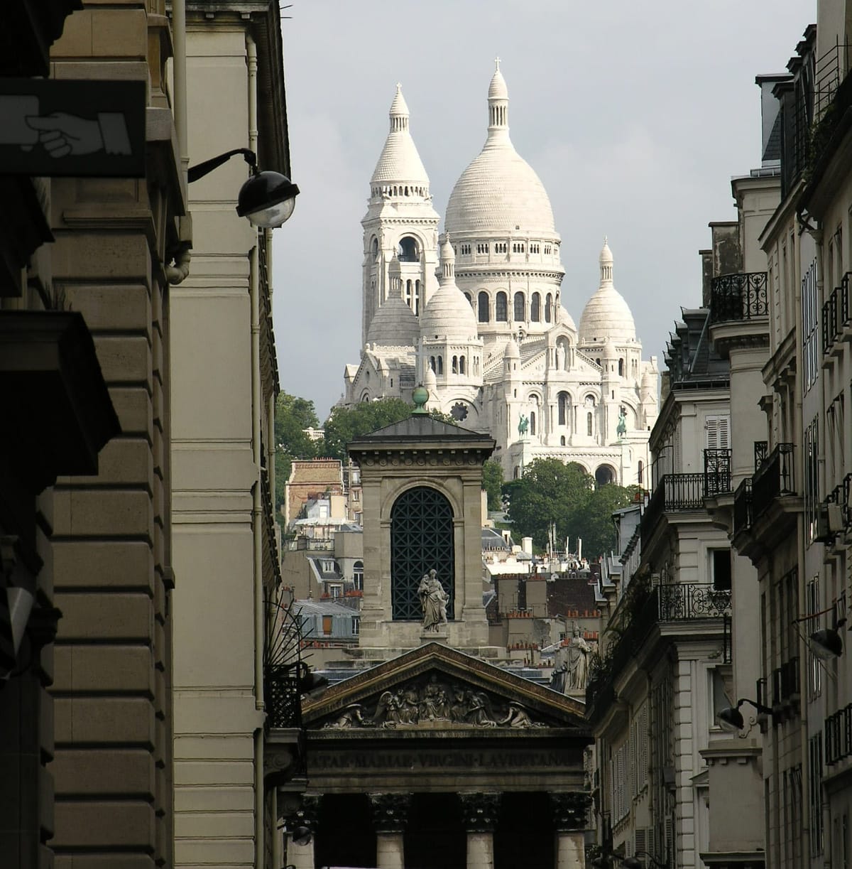 Reflections: Paris, le Magnifique