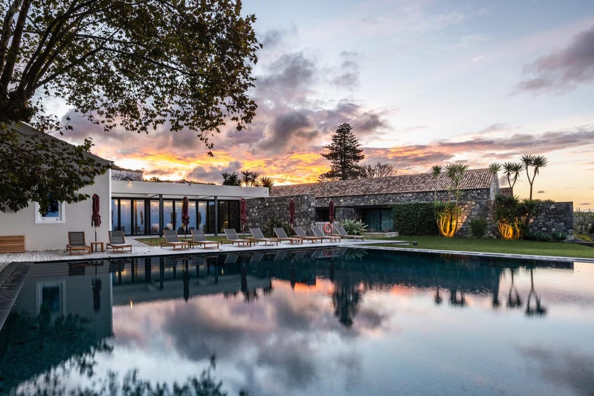 Travel Research: Açores Hotel Short List